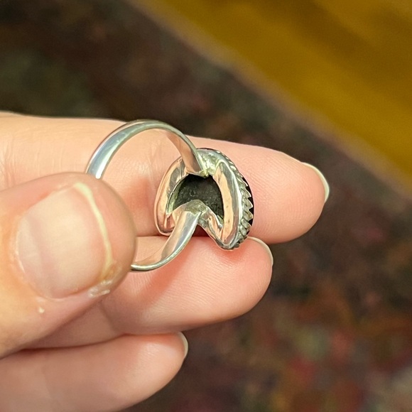 Onyx crescent moon sterling silver ring size 7.5 - Picture 3 of 5